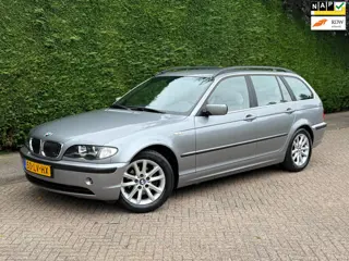BMW 3-serie Touring 318i Special Executive /AUTOMAAT/LEER/PDC/RIJDTGOED!/