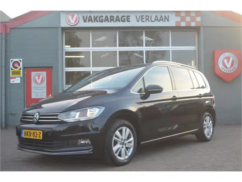 Volkswagen Touran 1.5 .. 7 persoons AUTOMAAT 12 mnd. gar.
