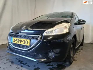 Peugeot 208 1.2 VTi Active SCHADEAUTO!!