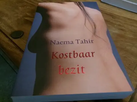 Kostbaar bezit - Naema Tahir