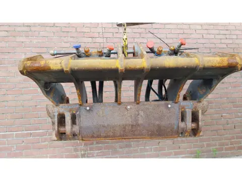 Caterpillar 938G 938H Gjerstadt coupler volvo system