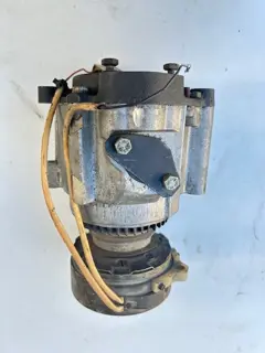 Air pump Ferrari Daytona