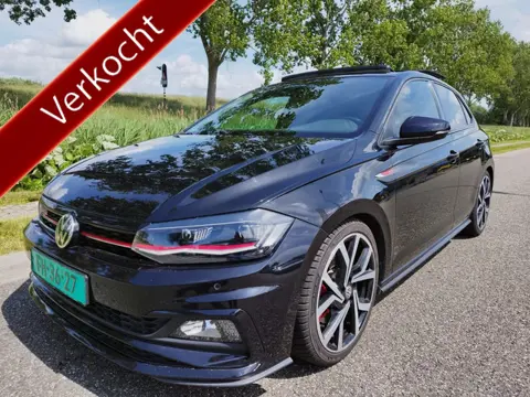 Volkswagen Polo 2.0 TSI GTI ** DSG ** VC ** Panodak ** 18 inch ** Beats Audio ** NAVI ** Carplay **