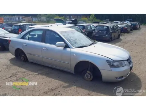 Hyundai Sonata onderdelen (donorauto) kleur: S7 (bj 2007)