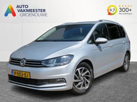 VOLKSWAGEN TOURAN 1.2 TSI CON. SERIES SOUND / Camera / Wegklap.haak / Stoelverwarming / 