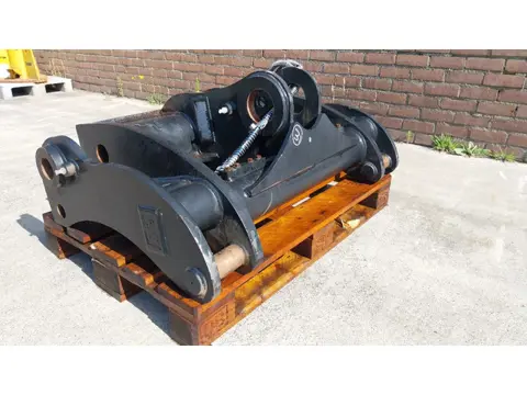 Caterpillar 950 / 962 quick coupler Unused (bj 2019)