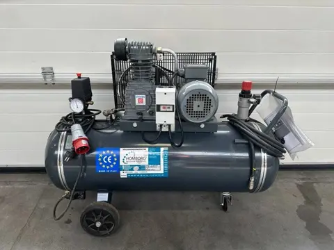 Airmec CRT102 + S Oliegesmeerde Zuigercompressor 2.5 PK 375 L / min 10 Bar Overstock