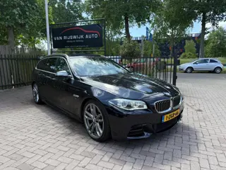 BMW 5-serie Touring M550xd Pano Xenon H&K Camera Nav Stoelverw