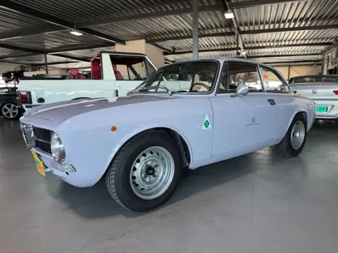 Alfa Romeo GT 1.3 Junior 1750 GTA Style (bj 1972)