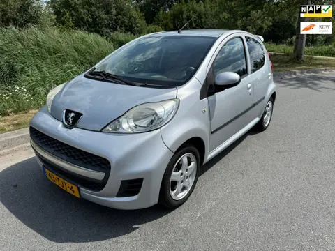 Peugeot 107 1.0-12V Black & Silver SPORT/5 DEURS/HALF LEDER/AIRCO/SPORT VELGEN/LEUKE AUTO INRUIL MOG