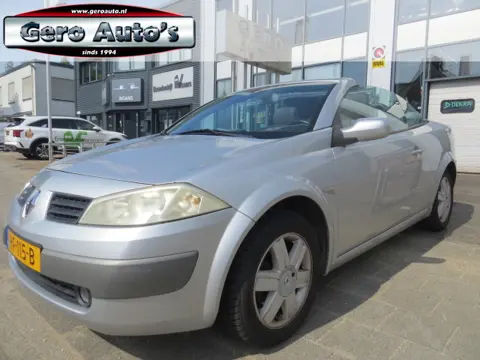 Renault Mégane Coupé-Cabriolet 1.6-16V Privilège Luxe inruilkoopje cabrio rijden voor een spot prijs