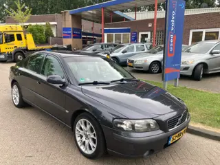 Volvo S60 2.4 163PK D5 (bj 2001)