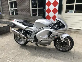 Triumph DAYTONA 955I (bj 2000)