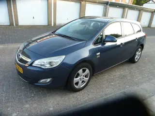 Opel Astra Sports Tourer 1.4 Edition