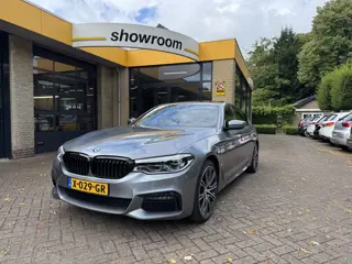 BMW 5 Serie 530e xDrive M-Sport 290PK iPerformance High Executive Schuifdak Headup Harman Kardon Tre