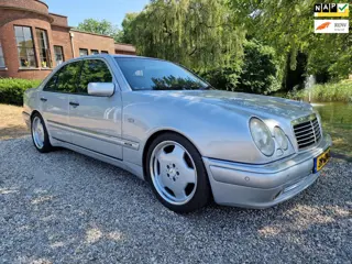 Mercedes-Benz E-klasse E50 / E55 AMG FULL-OPTiON nieuwe LAK