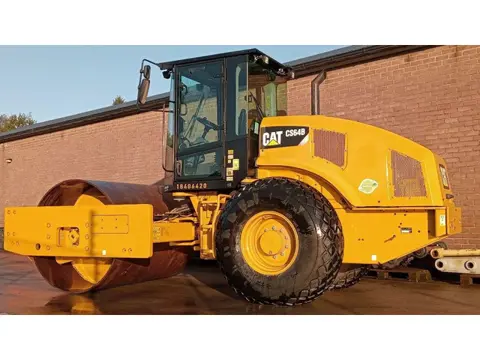 Caterpillar CS 64 B / low hours / CE / German machine