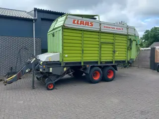 Claas Quantum  4500 S  Opraapwagen met Doseerwalsen