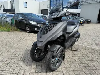 Piaggio Scooter 300 MP3 Yourban