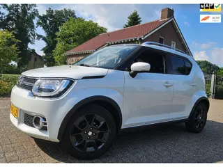 Suzuki Ignis 1.2i met Airco Cruise Control LED Navigatie PDC !