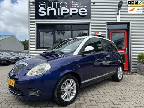 Lancia Ypsilon 1.4 Limited Edition 2010 -AIRCO-CRUISECONTROL-2 TONE LAK-OPEN DAK-LICHTMETALEN VELGEN