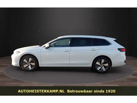 Volkswagen Passat Variant 2.0 TDI 150 PK DSG ACC LED 360 Camera Trekhaak Massage