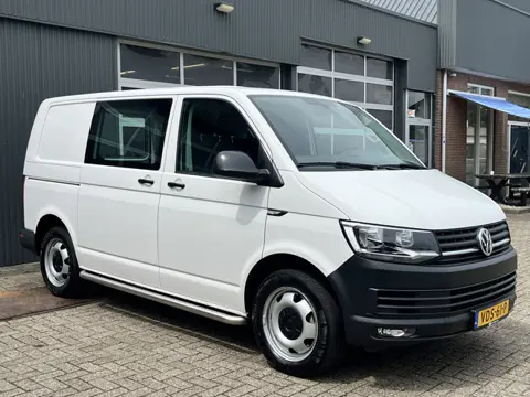 Volkswagen Transporter 2.0 TSI L1H1 Benzine Airco Cruise controle Navigatie Apple carplay Parkeerhul