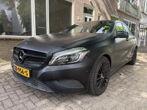 Mercedes-Benz A-klasse 180 Business Solution AMG