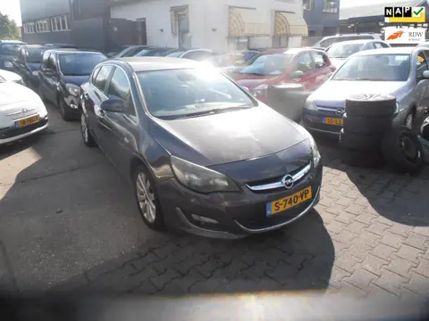 Opel Astra 1.4 Turbo LPG Cosmo airco 5 drs lpg g3 nw apk