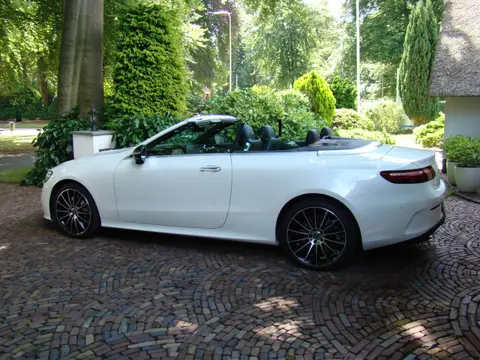 Mercedes-Benz E-Klasse Cabrio 450 4MATIC AMG Line