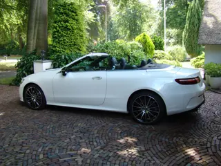 Mercedes-Benz E-Klasse Cabrio 450 4MATIC AMG Line