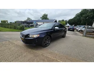 Volvo S80 2.5 T Momentum (bj 2006, automaat)