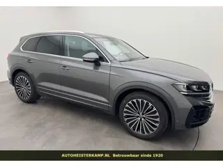 Volkswagen Touareg 3.0 TSi eHybrid 4MOTION Elegance ACC Panoramadak Luchtvering 21 Inch IQ Light Cam