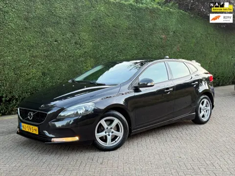 Volvo V40 1.6 D2 Momentum /6BAK/GLAZENDAK/PDC/RIJDTGOED!/