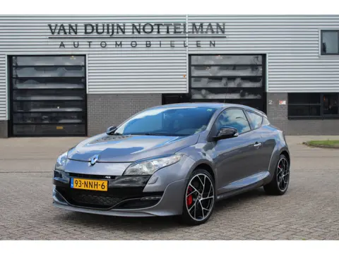 Renault Mégane Coupe 2.0 RS Turbo 250 / Leer / Recaro / Bi-Xenon / 19 Inch / N.A.P.