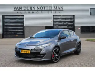 Renault Mégane Coupe 2.0 RS Turbo 250 / Leer / Recaro / Bi-Xenon / 19 Inch / N.A.P.