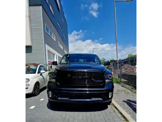 Dodge Ram 1500 5.7 V8 Quad Cab 6'4