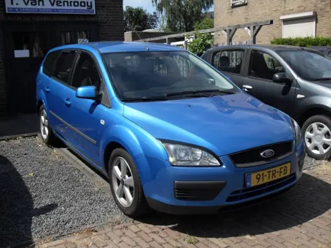 FORD FOCUS 1.616V Trend, airco, Nwe. APK!