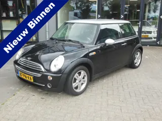 MINI Mini 1.6 One Pepper Staat in De Krim (bj 2004)