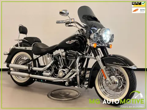 Harley Davidson 96 FLSTN Softail Deluxe | UNIEK EXEMPLAAR MET HEEL VEEL ACCESSOIRES!!