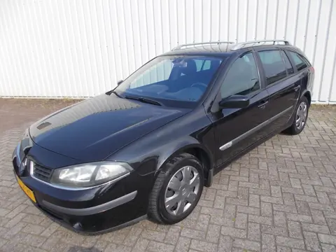 Renault Laguna Grand Tour 1.6-16V Tech Line ( GEEN APK / ZO MEE! )
