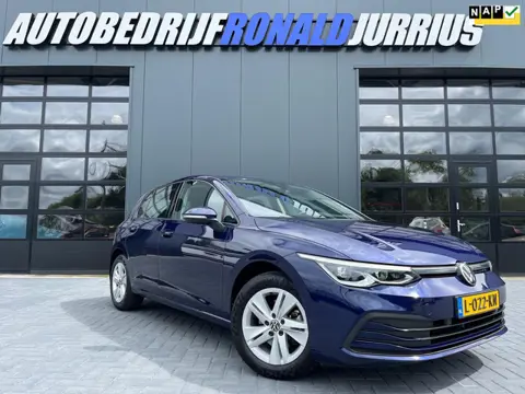 Volkswagen Golf 1.5 TSI Life Business NL.Auto/Alcantara-Sportstoelen/Camera/Carplay/4Cilinder/1Ste E