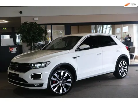 Volkswagen T-Roc 1.5 TSI R-Line 150PK Navi Led Cam Pdc Beats