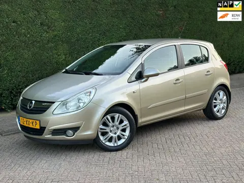 Opel Corsa 1.4-16V Cosmo /CRUISE/CLIMA/LEER/RIJDTGOED!/