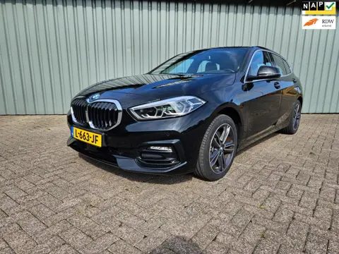 BMW 1-serie 118i Business Sport Edition Automaat Navi Led lmv