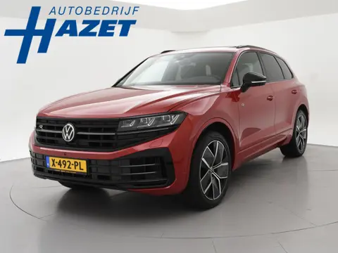 Volkswagen Touareg R 3.0 TSi V6 eHybrid 4MOTION R 462 PK *CHILI RED* + PANORAMA | STOELVENTILATIE | 