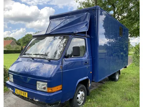 Nissan Trade CH 3 LRG Onbekend (bj 1991)