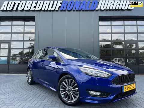 Ford Focus 1.0 ST-Line NL.Auto/125Pk/Sync Navigatie/Privacy Glass/1Ste Eigenaar/Dealer Onderhouden