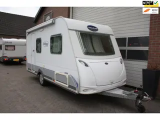 Caravelair 400 AMBIANCE STYLE garantie, vast toilet, 4 persoons, vaste luifel, dwars bed, trein zit.