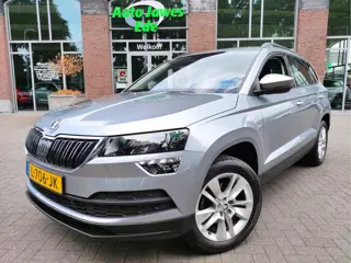 Škoda Karoq 1.0 TSI Business Edition 17Inch LMV - Parkeersensoren V+A - Getinte ruiten - NL auto